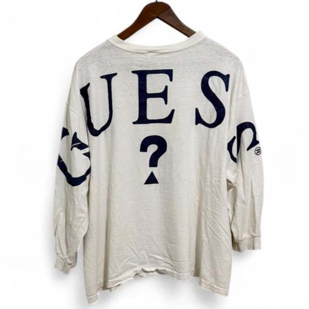 Vintage 90s GUESS? Oversized Long Sleeve Graphic T-Shirt